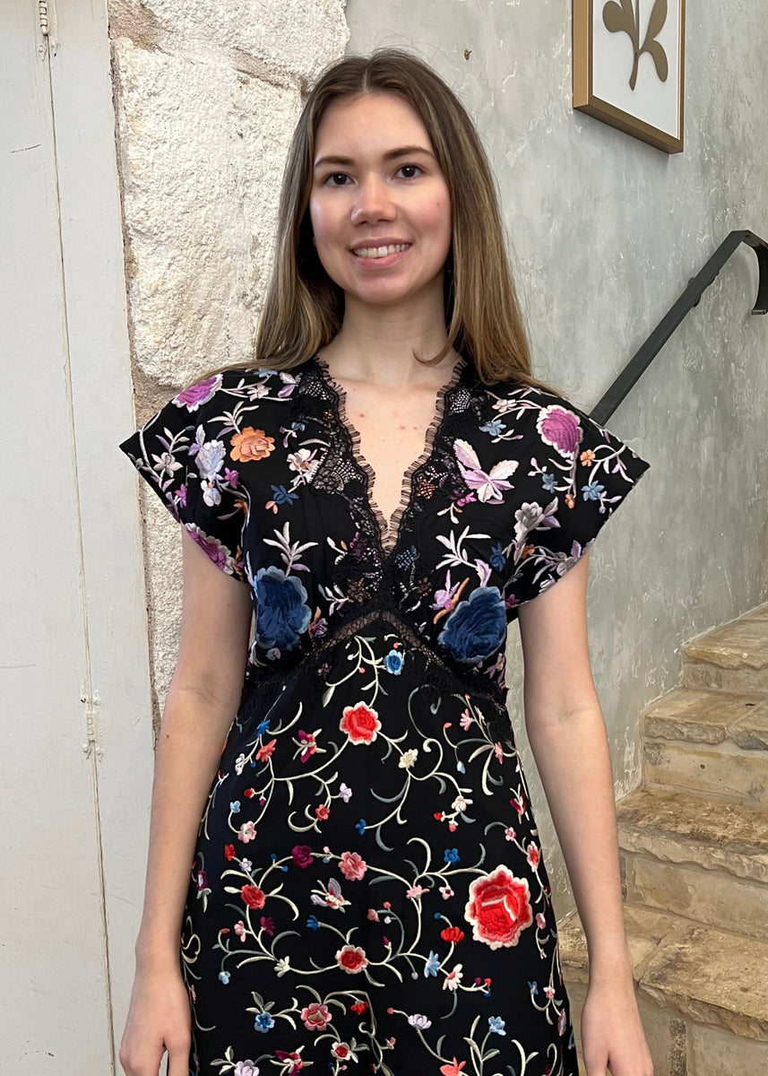 Priscilla Flower Vine Embroidered V-Neck Short Sleeve Maxi Dress