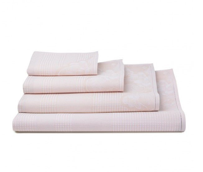 Volupte Guest Towel in Pink