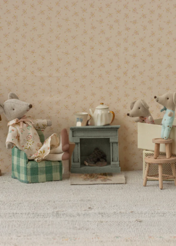 Little Friends Fireplace in Blue