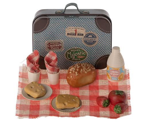 Little Friends Picnic Set