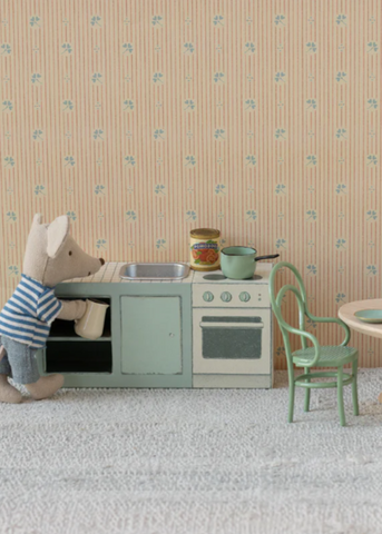 Little Friends Kitchen Counter