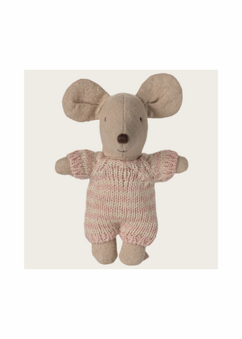 Baby Mouse in Carry Cot in Rose