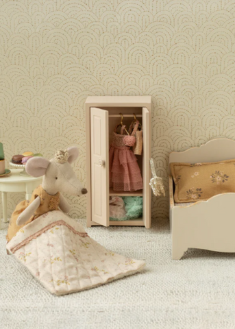 Big Sister Princess Mouse