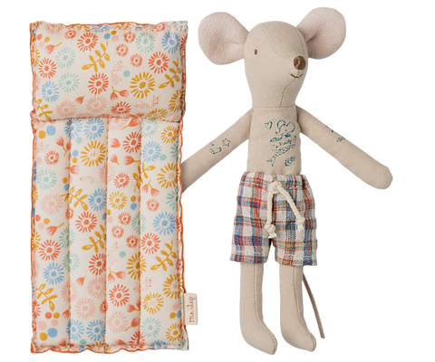 Dad Beach Mouse with Air Mattress in Flower