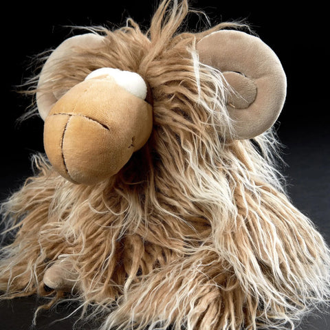 BEASTS: Mufflon Muff