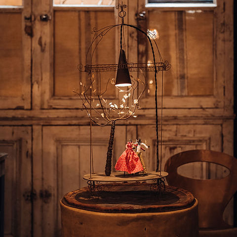 L'ete Artisan Spring Table Lamp