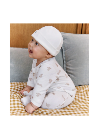 Teddy Bear Print Long Sleeve Tube Knit Front Snap Footie in White + Beige