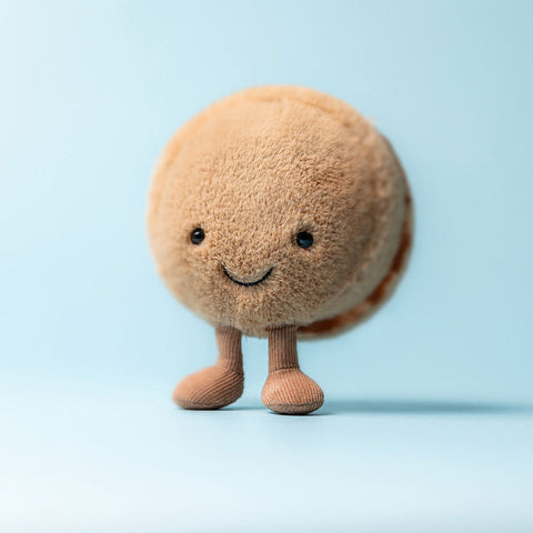 Amuseables Mona Chocolate Macaron