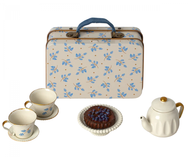 Madelaine Afternoon Treat in a Suitcase in Blue