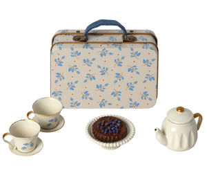 Madelaine Afternoon Treat in a Suitcase in Blue