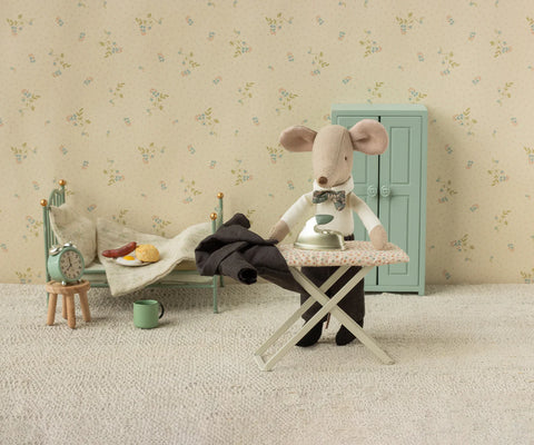 Little Friends Iron + Ironing Board