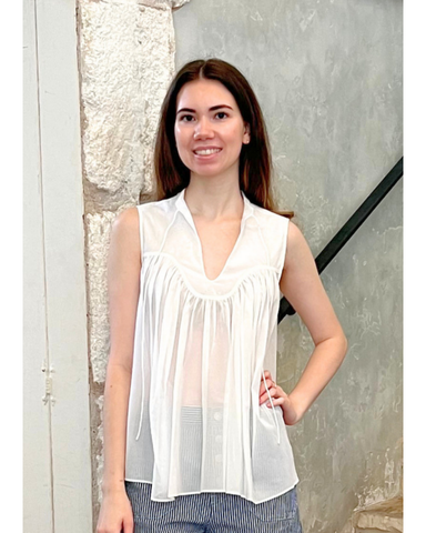 Chase Sleeveless Yoked Top In Marshmallow