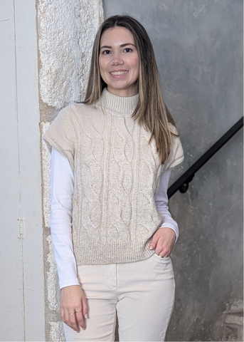 Sleeveless Mock Turtleneck Sequined Cable Knit Sweater in Barley