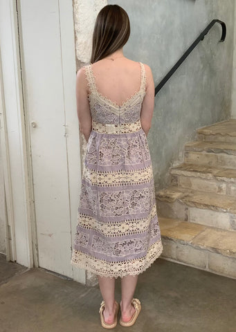 Joah Embroidered Sleeveless Midi Dress in Lilac