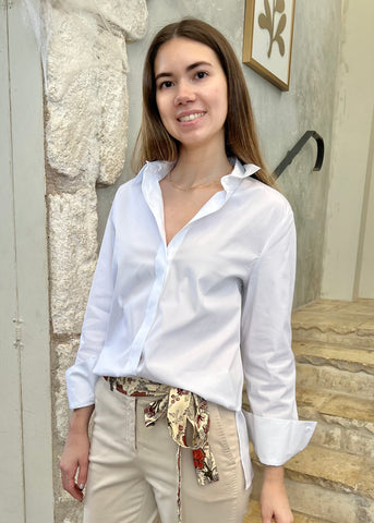 Long Sleeve Stretch Cotton Poplin Oxford Shirt with Chain Detail in Flash White