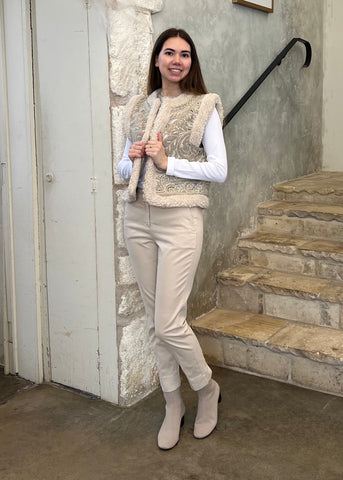 Long Sleeve Stretch Microrib Jersey T-Shirt with Chain Accents + Contrast Collar in Flash White