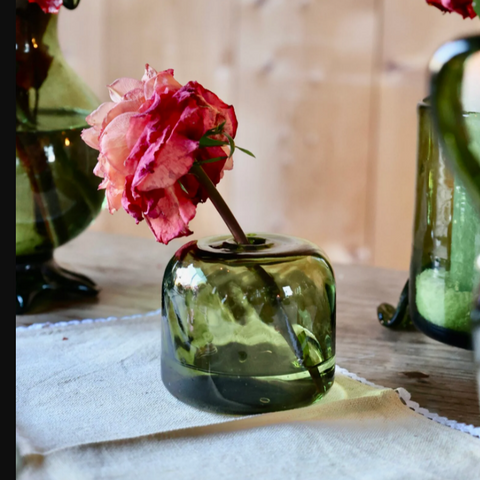 Florulenta Vase in Smoke Green