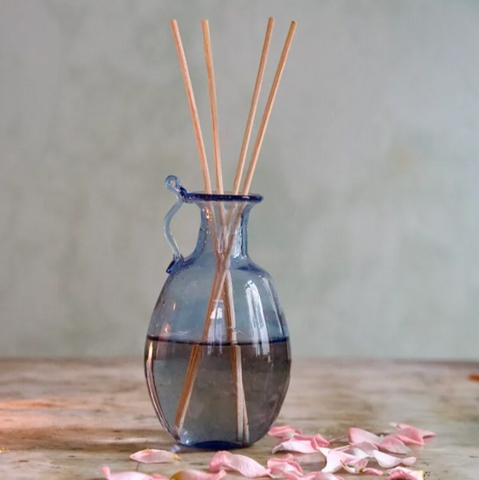 Amour Avec Anse Vase in Light Blue