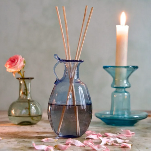 Amour Avec Anse Vase in Light Blue