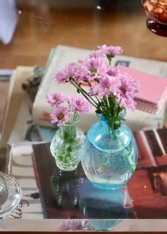 Amour Sans Anse Vase in Turquoise Glass