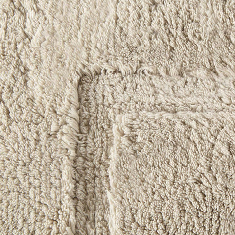 Tiffany Cloud Bath Rug In Linen