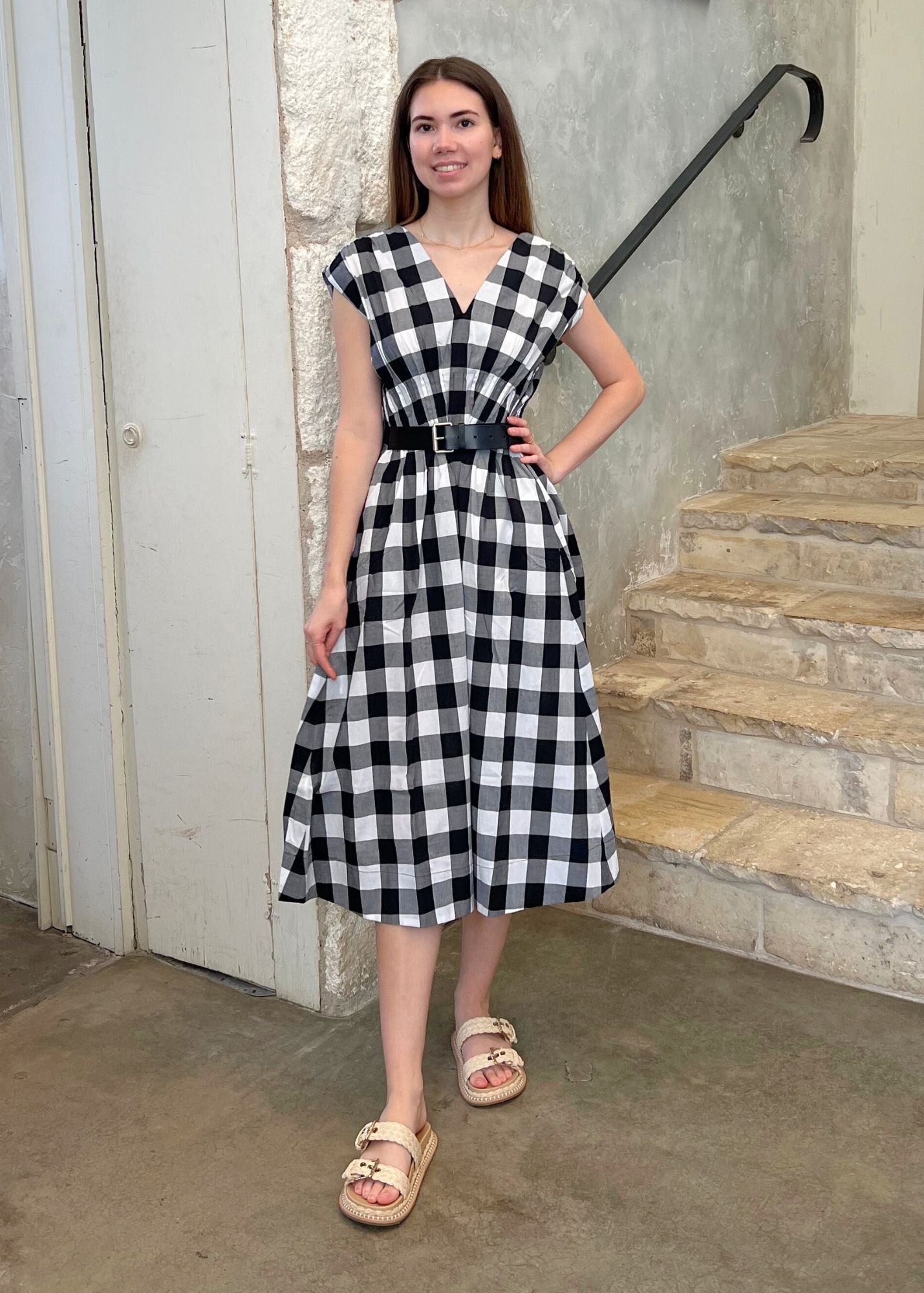 Neci Gingham Sleeveless V-Neck Belted Midi Dress in Black + White | European dcor for the modern household Neci Gingham Sleeveless V-Neck Belted Midi Dress in Black + White | European dcor for the modern household