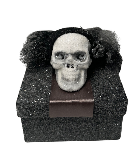 Glittered Skull Treat Box in Black