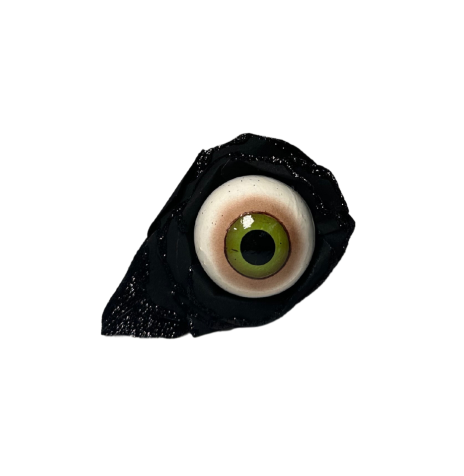 Eyeball Rose Napkin Ring in Green