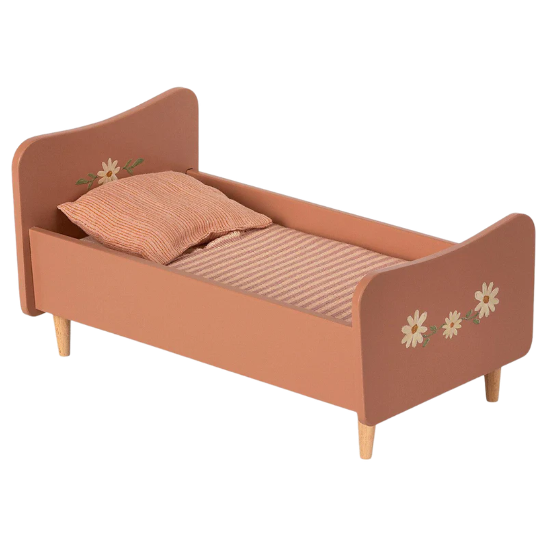 Mini Wooden Bed in Rose