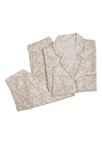 Blossom Floral Print Long Sleeve Capri Pajama Set in Pink