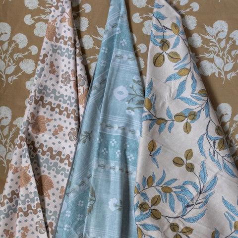 Katherine Fast-Dry Patterned Beach Towel + Travel Pouch