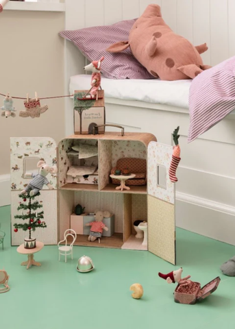 Christmas Baby Mouse in a Suitcase