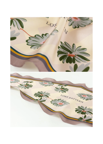 Daisy Silk Diamon Scarf in Agate Grey