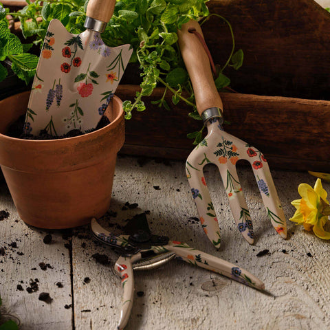 Garden Study Gardening Tool Set