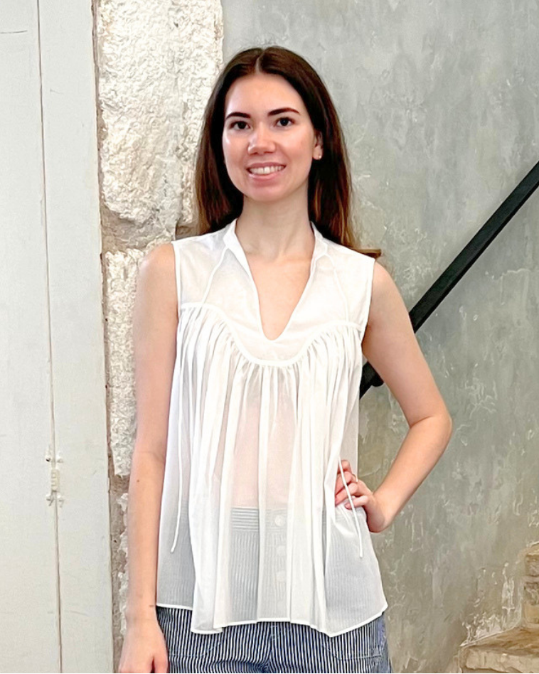 Chase Sleeveless Yoked Top In Marshmallow