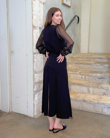 Elia Satin Crepe Pleated Midi Skirt In Noir