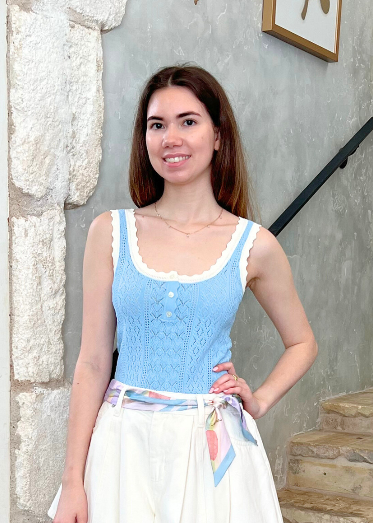 Georgia Scallop Edge Knit Tank Top in Blue