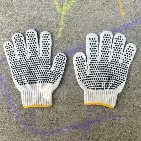 Screen-Printed Kids Strawberry Gardening Gloves