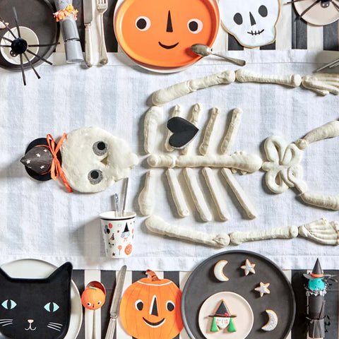 It's Halloween Plates