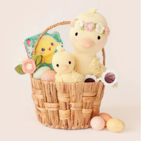 Flora The Duckling Crochet Doll In Mauve