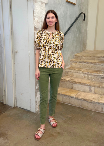 Loli Shadow Floral Print Puff Sleeve Blouse in Lucent