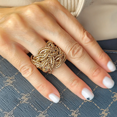 Montaigne Ring in Dore