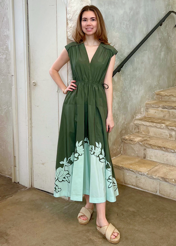 Nara V-Neck Cinch-Waist Sleeveless Appliqued Midi Dress in Seafoam + Fatigue