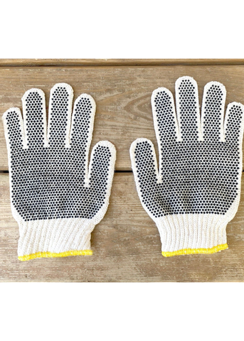 Screen-Printed Radish Gardening Gloves