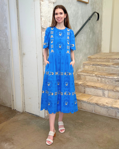 Catharina Embroidered Eyelet Short Sleeve Midi Dress In Blue