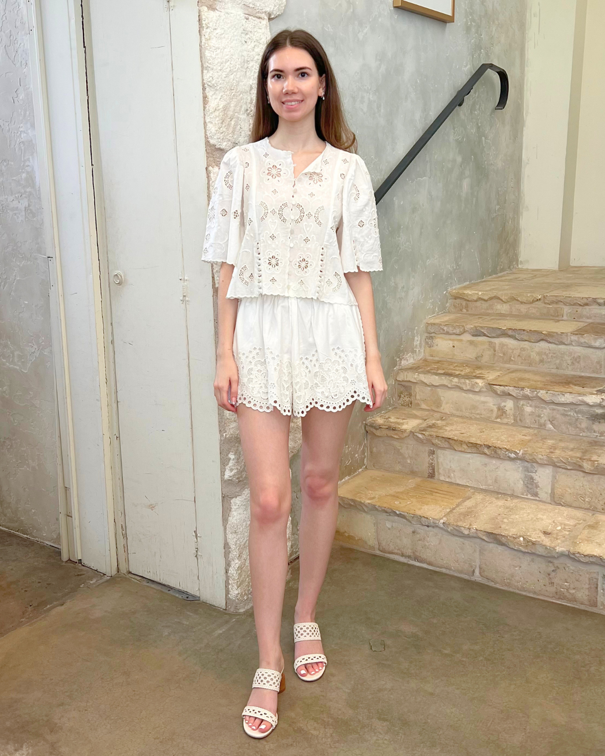 Gardener Embroidered Eyelet Shorts In White