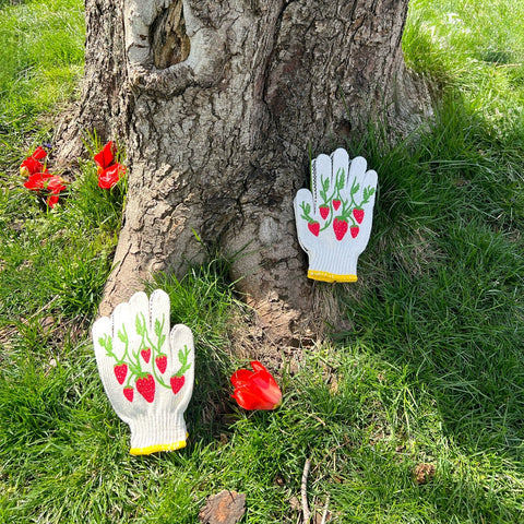 Screen-Printed Strawberry Gardening Gloves