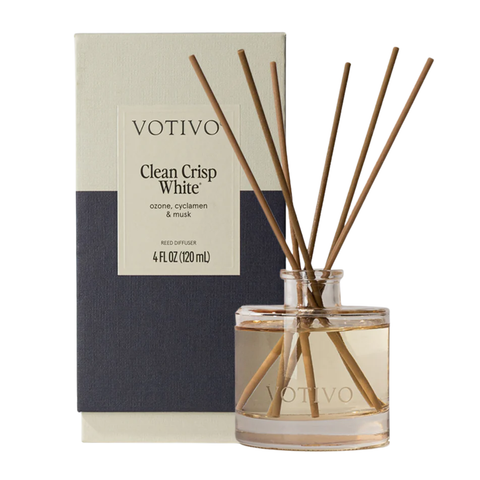 Clean Crisp White 4 fl oz. Scented Reed Diffuser