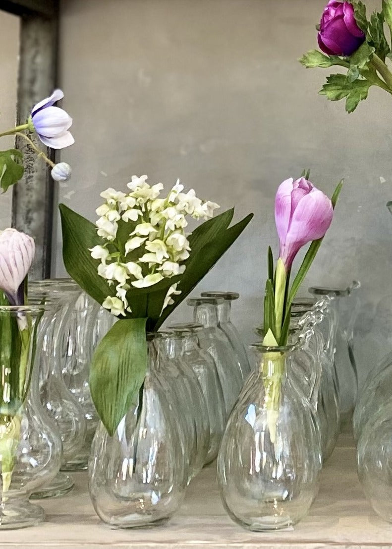 Amour Avec Anse Vase in Clear Glass